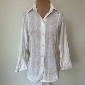BELL by Alicia Bell Floral Eyelet Blouse White Ruffle Bell Sleeve Button Down 0